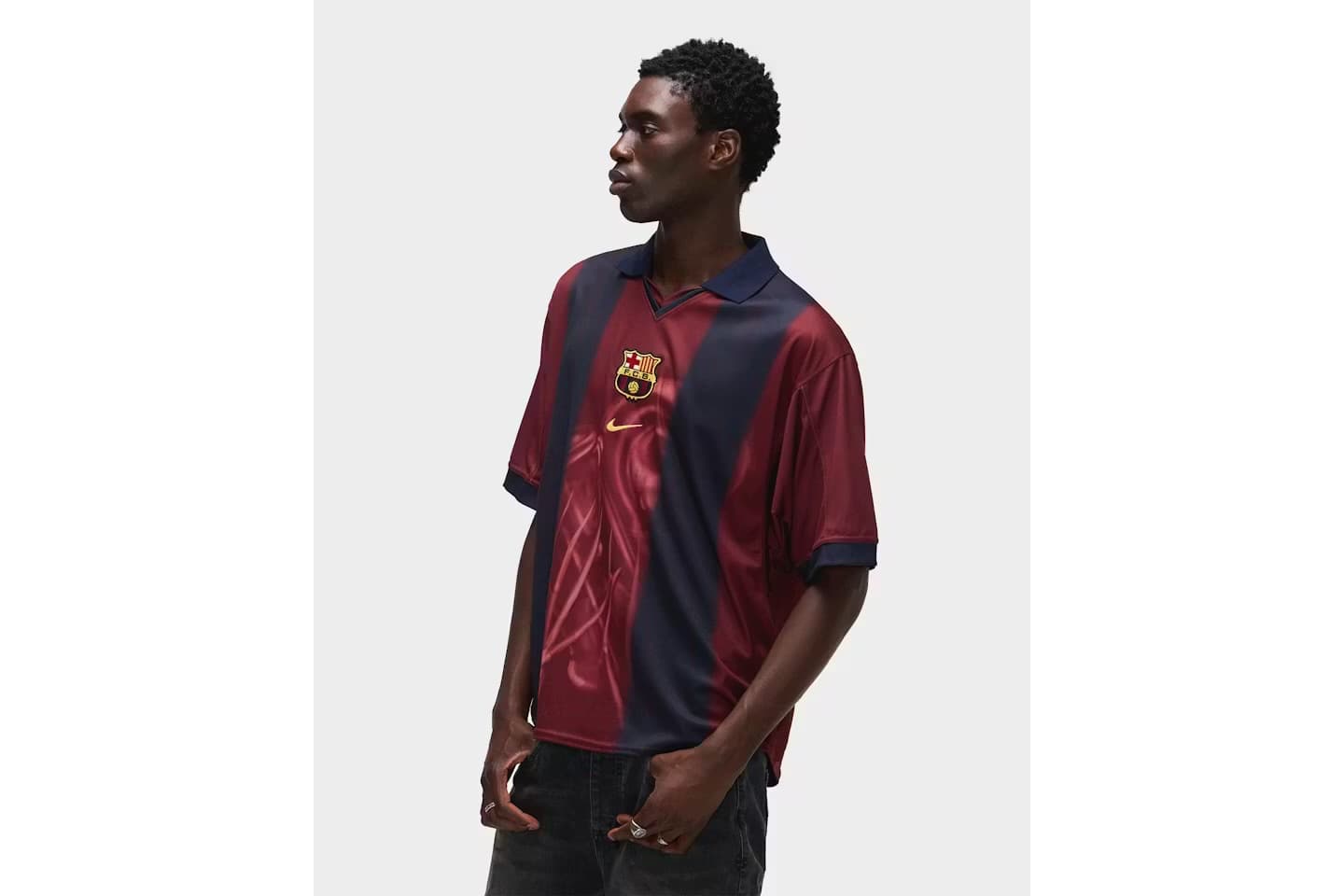 Travis Scott x Nike x FC Barcelona Retro 2000/01 Home Skeleton Jersey 4