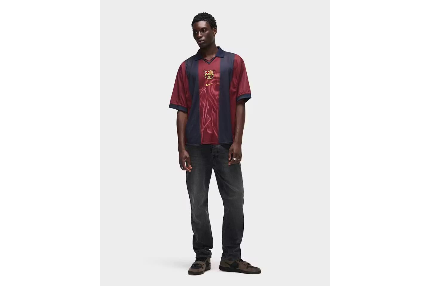 Travis Scott x Nike x FC Barcelona Retro 2000/01 Home Skeleton Jersey 6